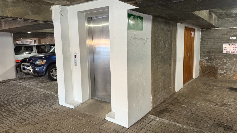 To Let commercial Property for Rent in Knysna Central Western Cape